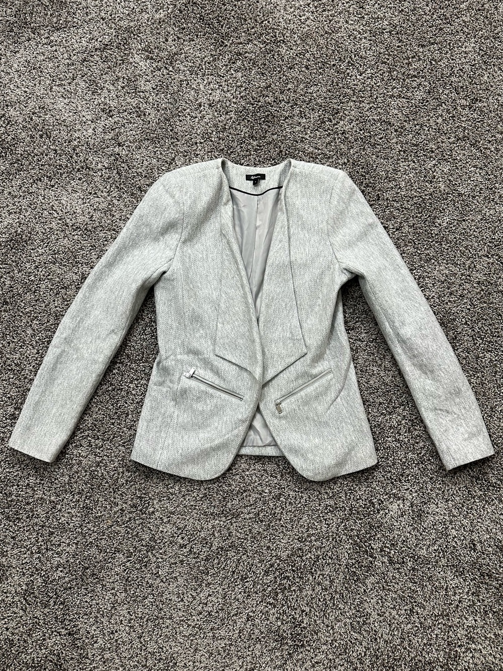 Reitmans Light Gray Open-Front Blazer (size 8)